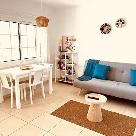 Casa En Playa Con Terraza Holiday home Son Bou