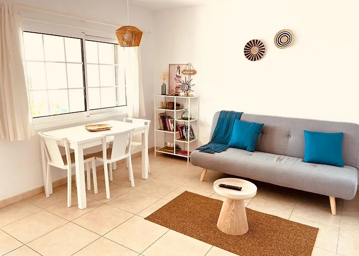 Casa En Playa Con Terraza Hébergement de vacances